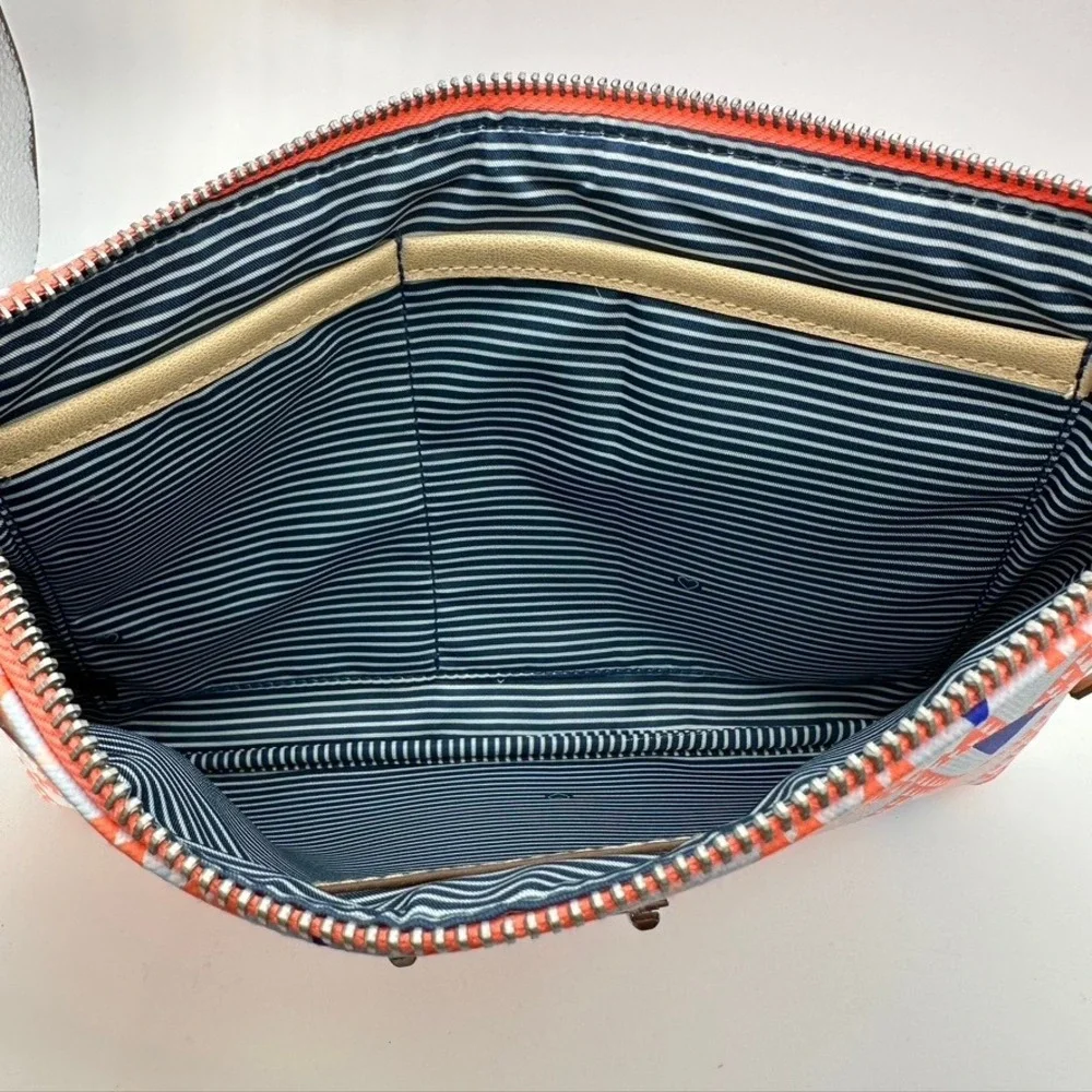 Stella & Dot Geometric Triangle‎ Clutch Bag Handbag Zip Pouch Travel